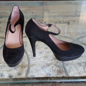 Barney's New York made in Italy size 40.5